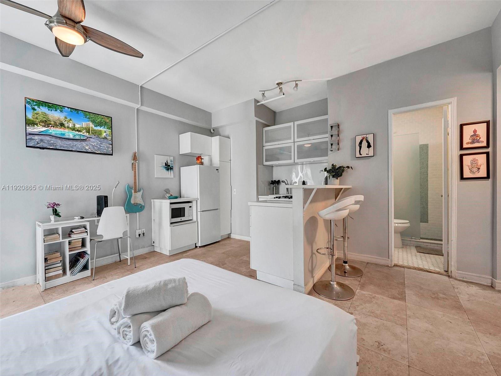 Homes for sale in Miami Beach, FL | 255 W 24Th St #306, Miami Beach, FL 33140 | MLS# A11920865