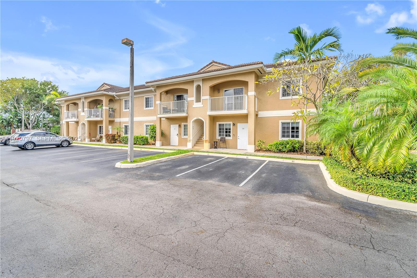 Washington Palms Condo