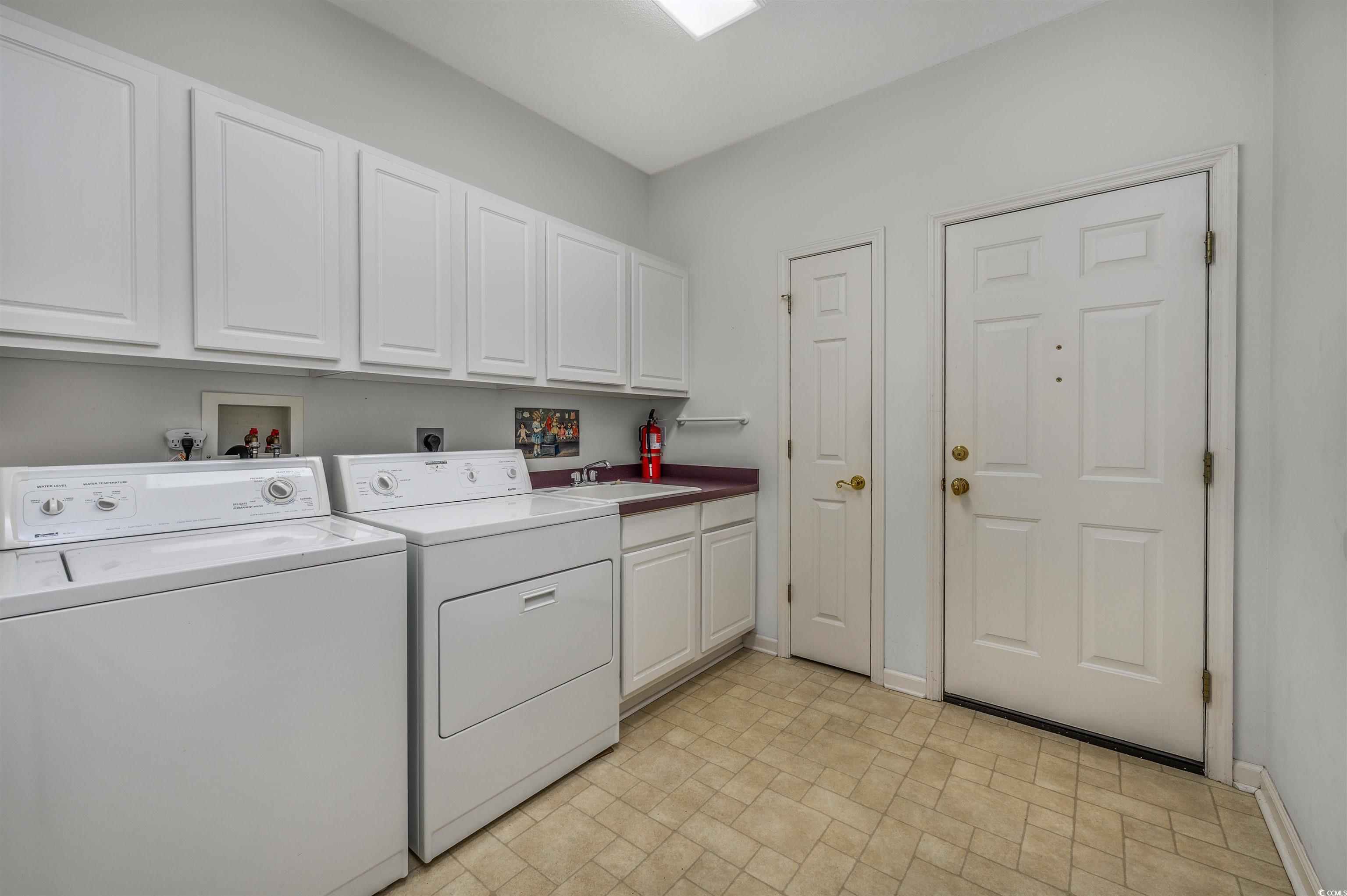 1799 Spinnaker Dr. 