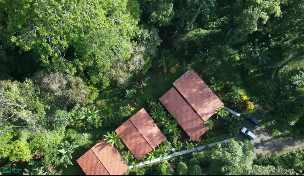 6 bed Condo For Sale in , Limon - 1
