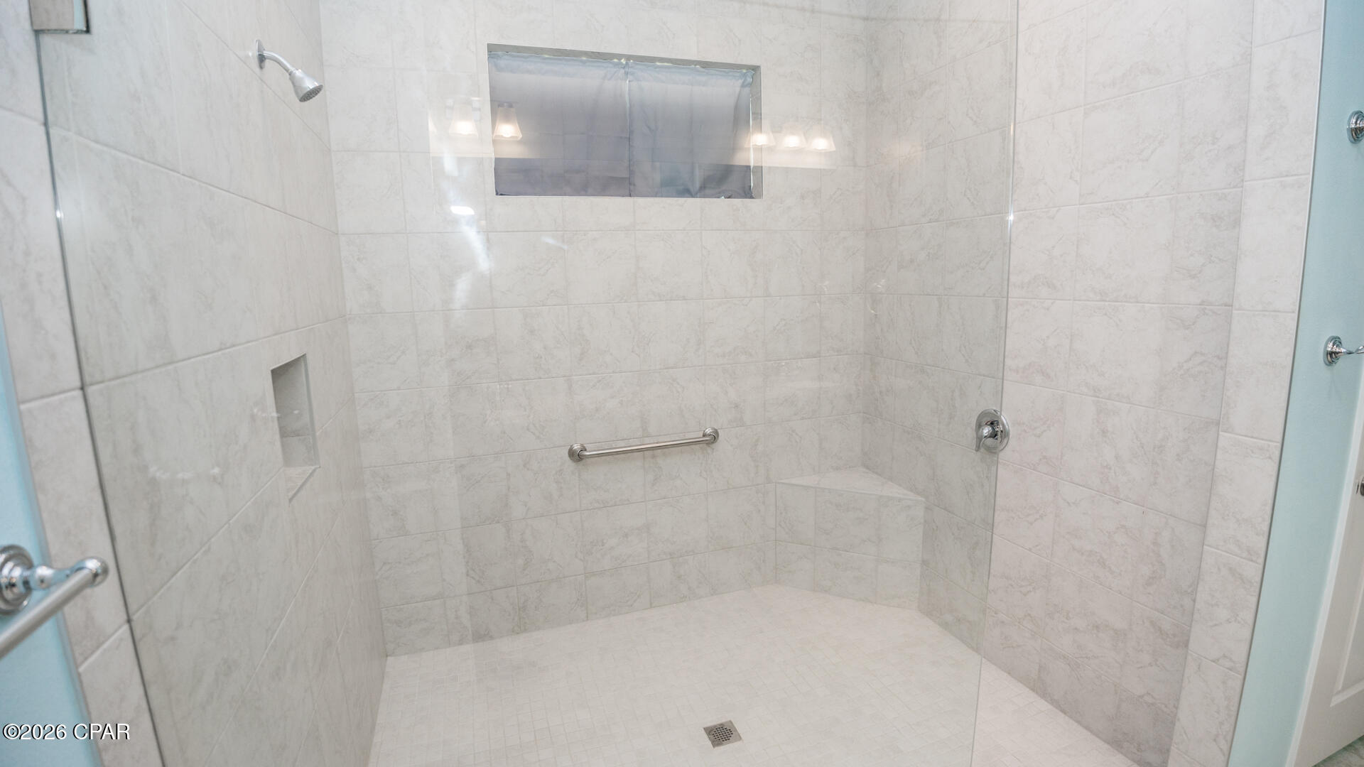Image 58 For 8336 Landshark Boulevard