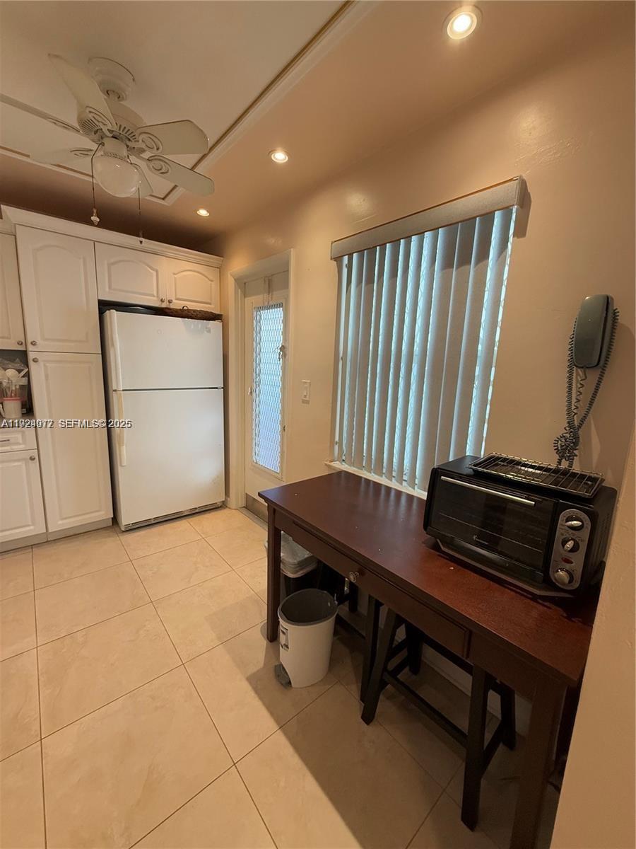 Homes for sale in Lauderdale Lakes, FL | 4270 Nw 40Th St #202, Lauderdale Lakes, FL 33319 | MLS# A11924977