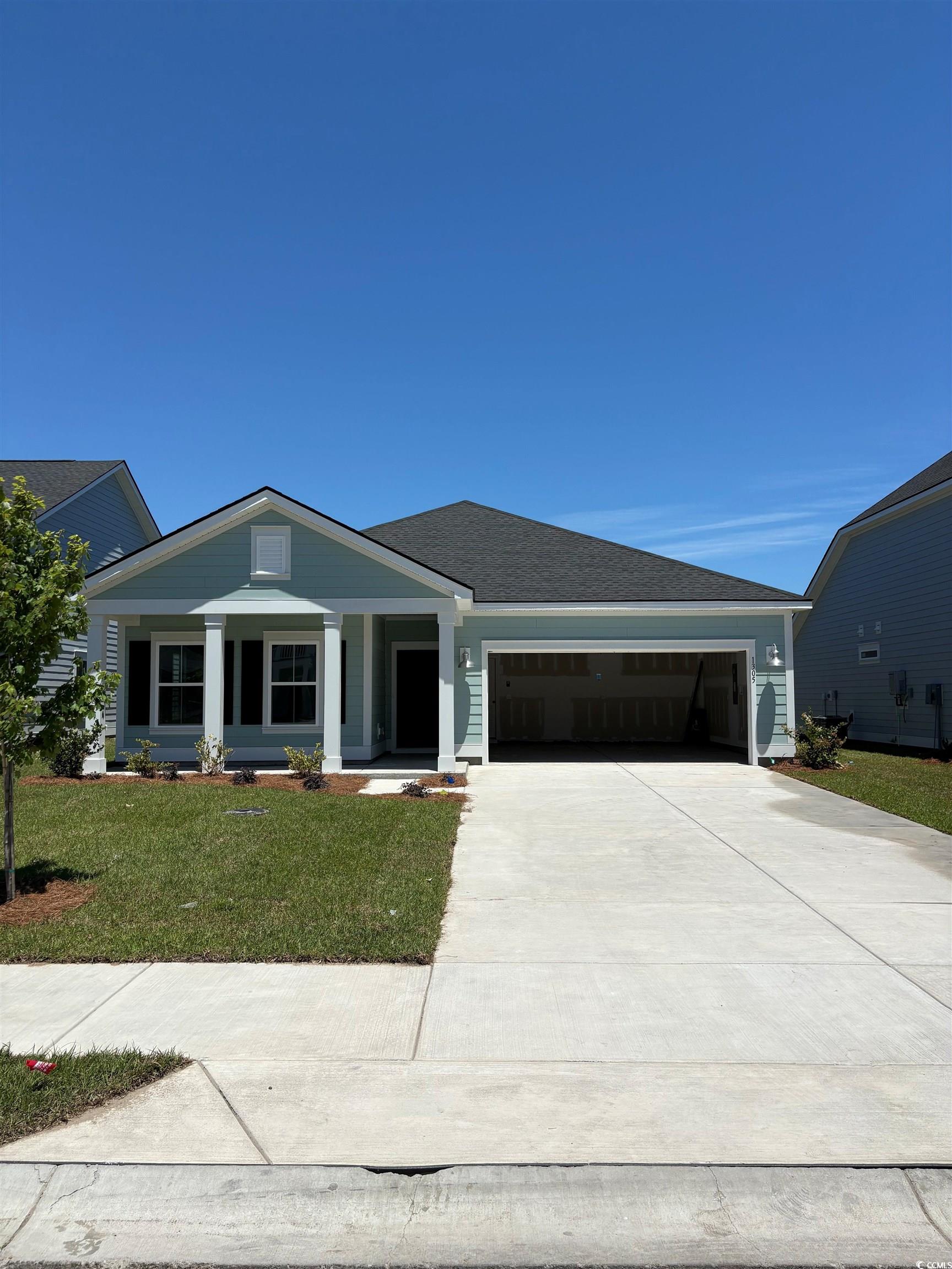 1305 Beach Way Ln. North Myrtle Beach, SC 29582