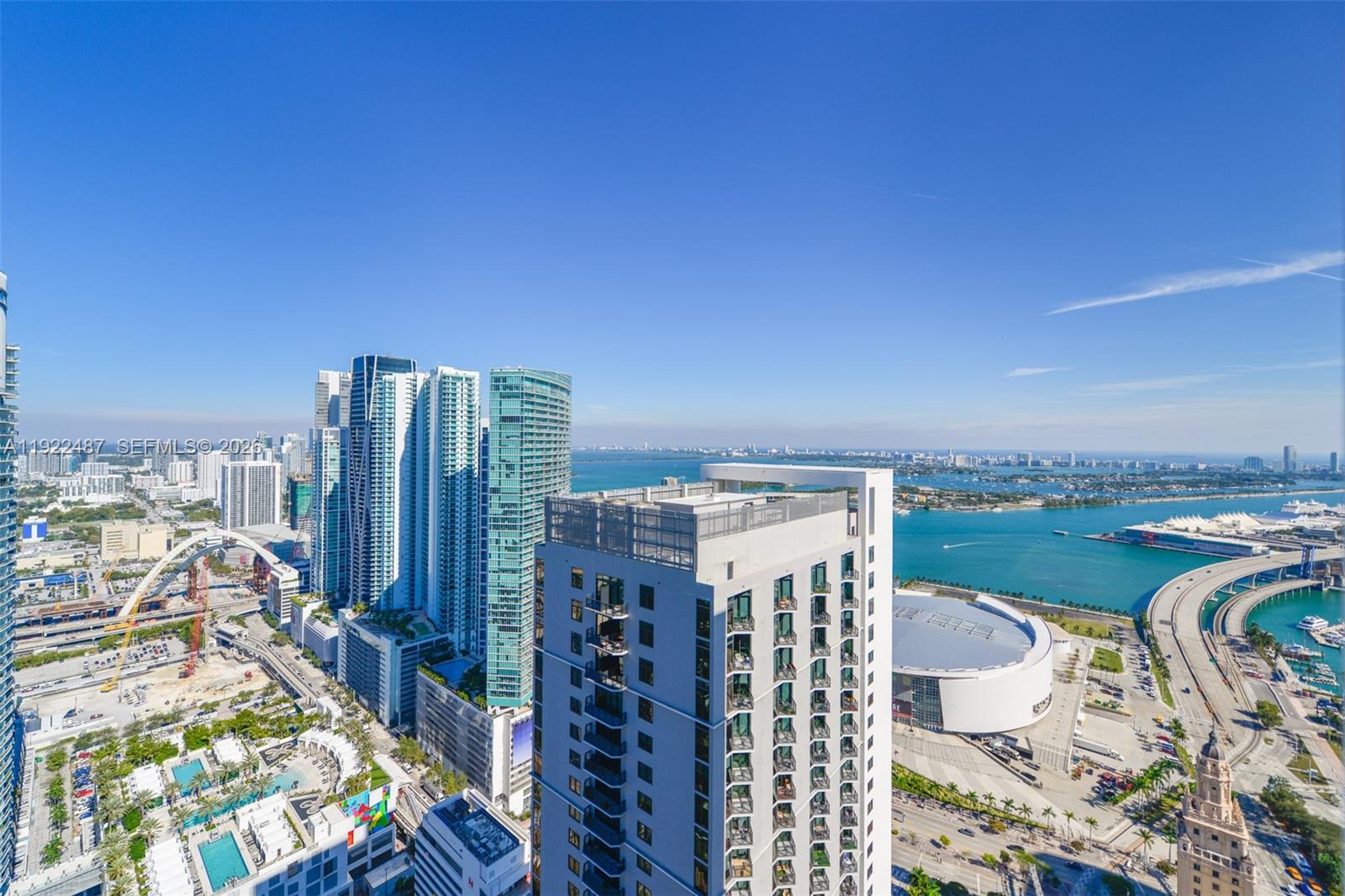 Experience luxury and flexibility at Natiivo Miami, a fully furnished modern residence in the heart of Downtown with floor-to-ceiling impact glass, porcelain flooring, an open layout, and a private balcony overlooking breathtaking views of Biscayne Bay, the ocean, and the Miami skyline. Owners enjoy unmatched freedom with no rental restrictions—licensed for daily, weekly, or monthly rentals on any platform, offering exceptional Airbnb income potential while still allowing full-time living. The building delivers world-class amenities including a rooftop pool with towel service and bar, state-of-the-art fitness center, yoga studio, spa with Turkish hammam and cold plunge, co-working lounge, restaurants, 24/7 concierge, and more. Perfectly positioned within walking distance to Brickell, Bayside, Miami Worldcenter, top dining, shopping, and transit options, this residence is ideal for both luxurious living and high-performing investment.