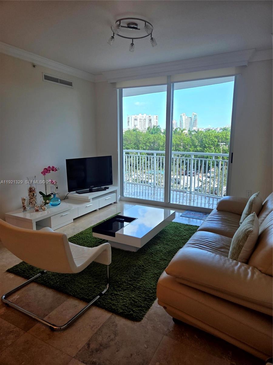 Duo Condominium East