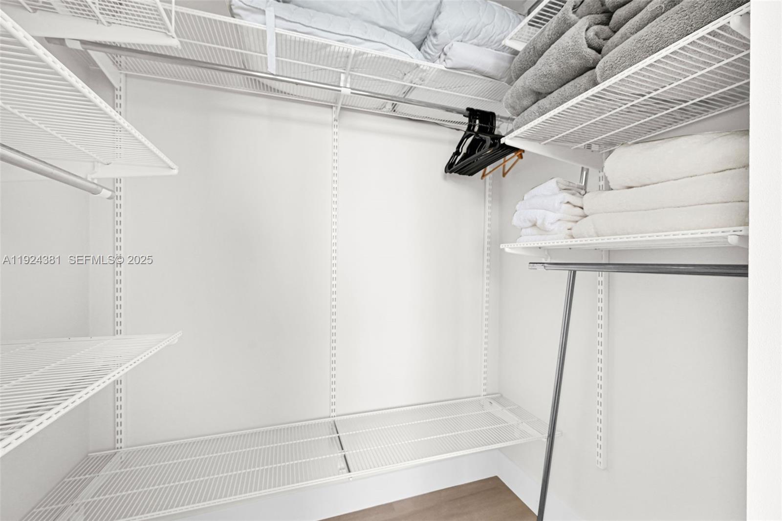90 Alton Rd #1908, Miami Beach FL 33139
