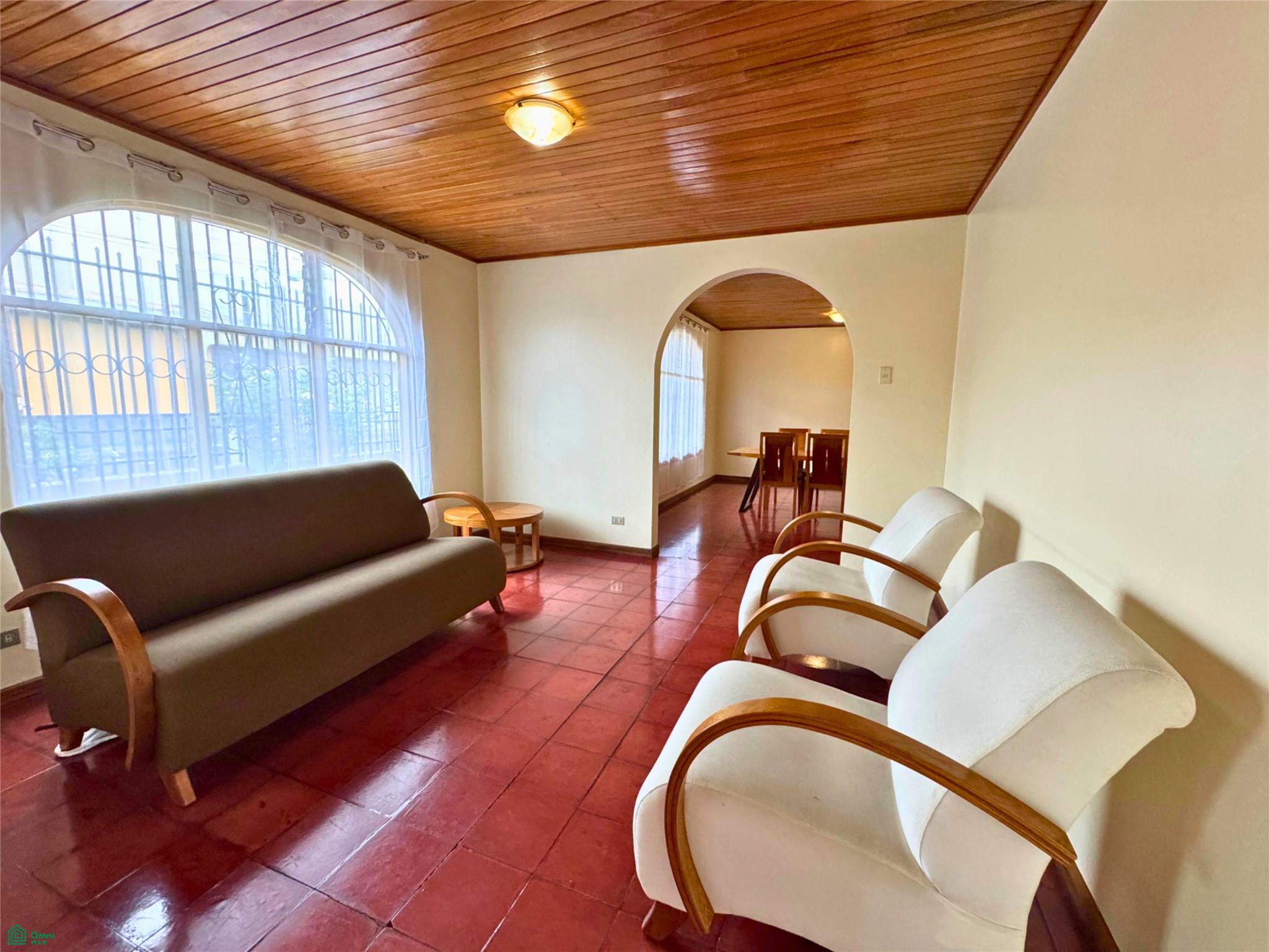 4 bed Commercial For Sale in Cartago, Cartago - 1
