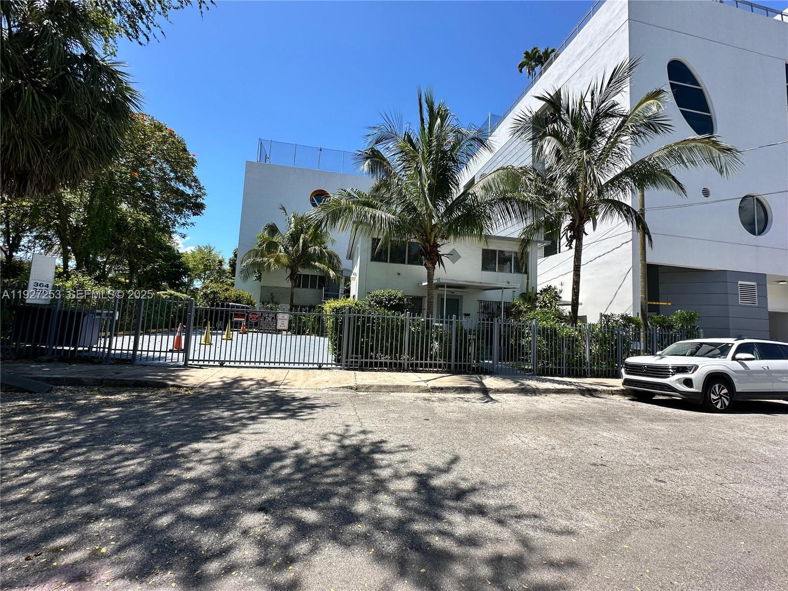 Homes for sale in Miami, FL | 364 Sw 11th St, Miami, FL 33130 | MLS# A11927253