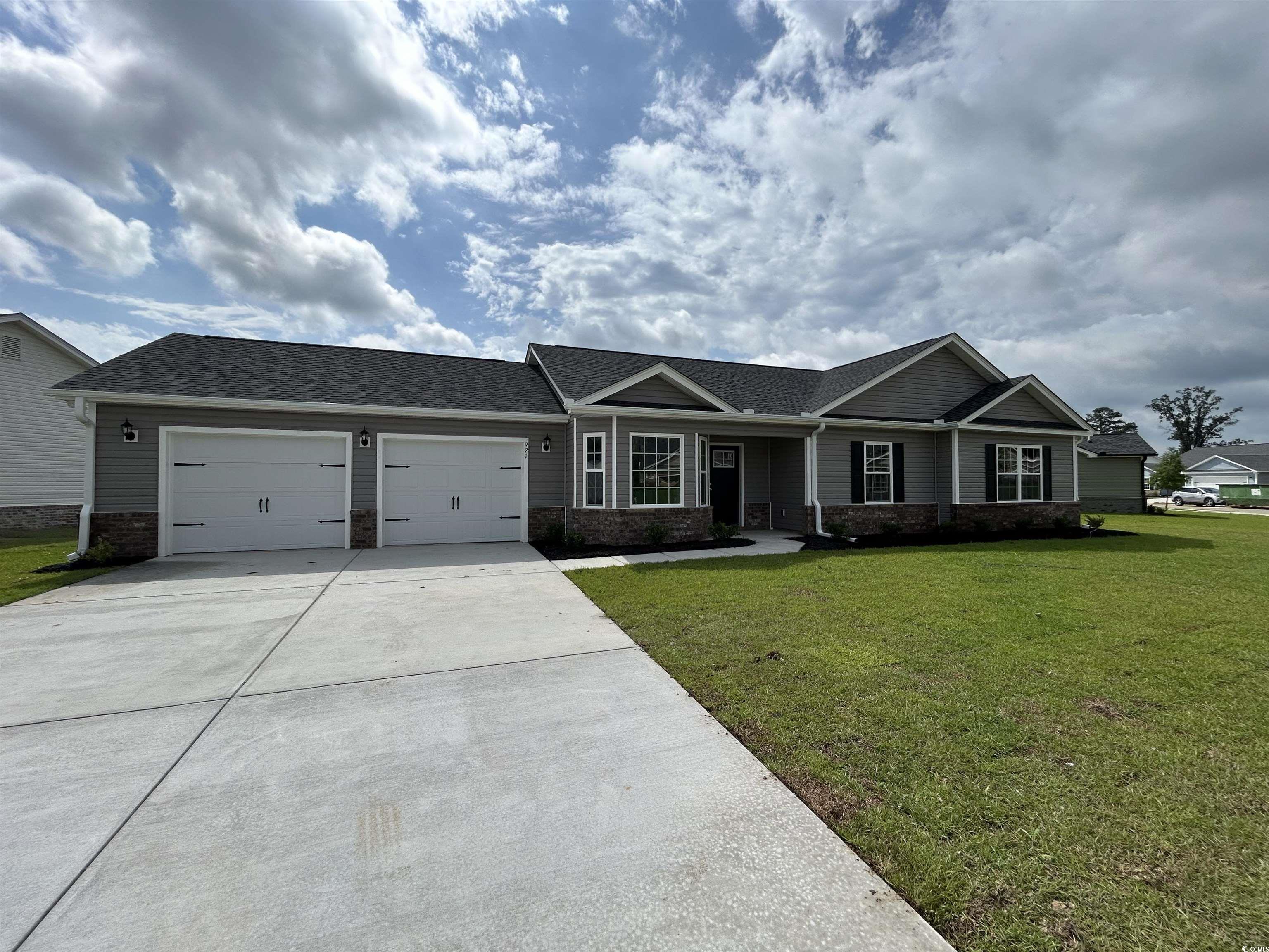 921 Woodside Dr. Conway, SC 29526
