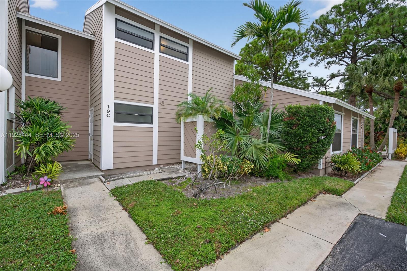 Jupiter Village Townhomes