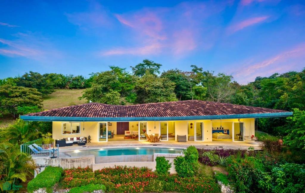4 bed Single Family Homes For Sale in Tamarindo, Guanacaste - 1