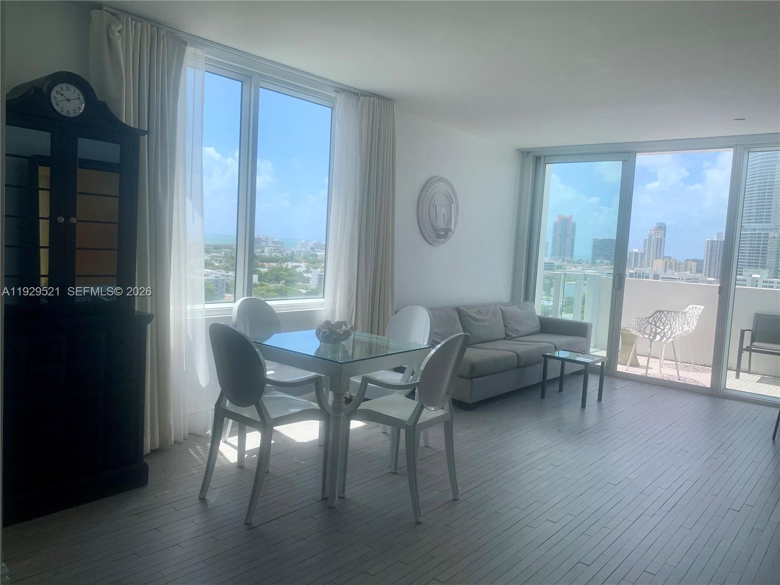 1100 West Condo