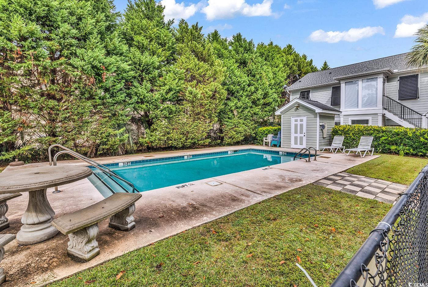 1125 Camellia Dr. 