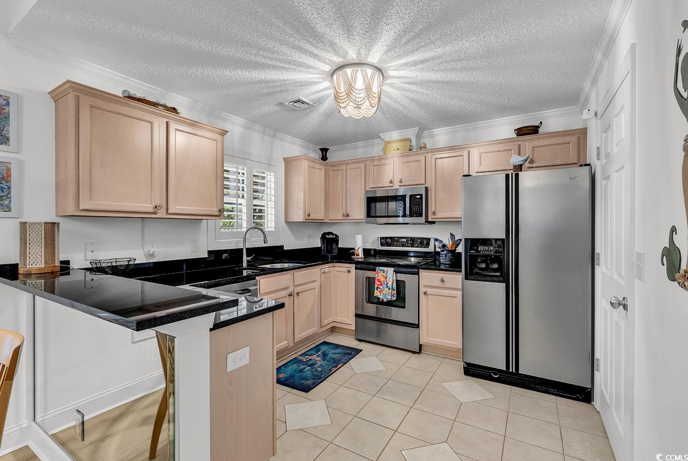1125 Camellia Dr. 