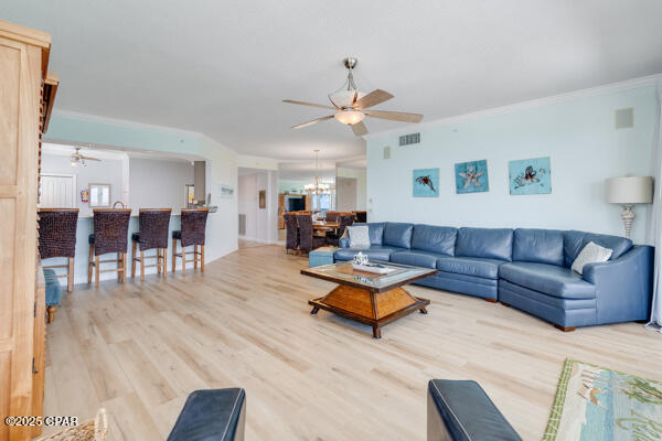 Image 17 For 8601 Surf Drive 11w