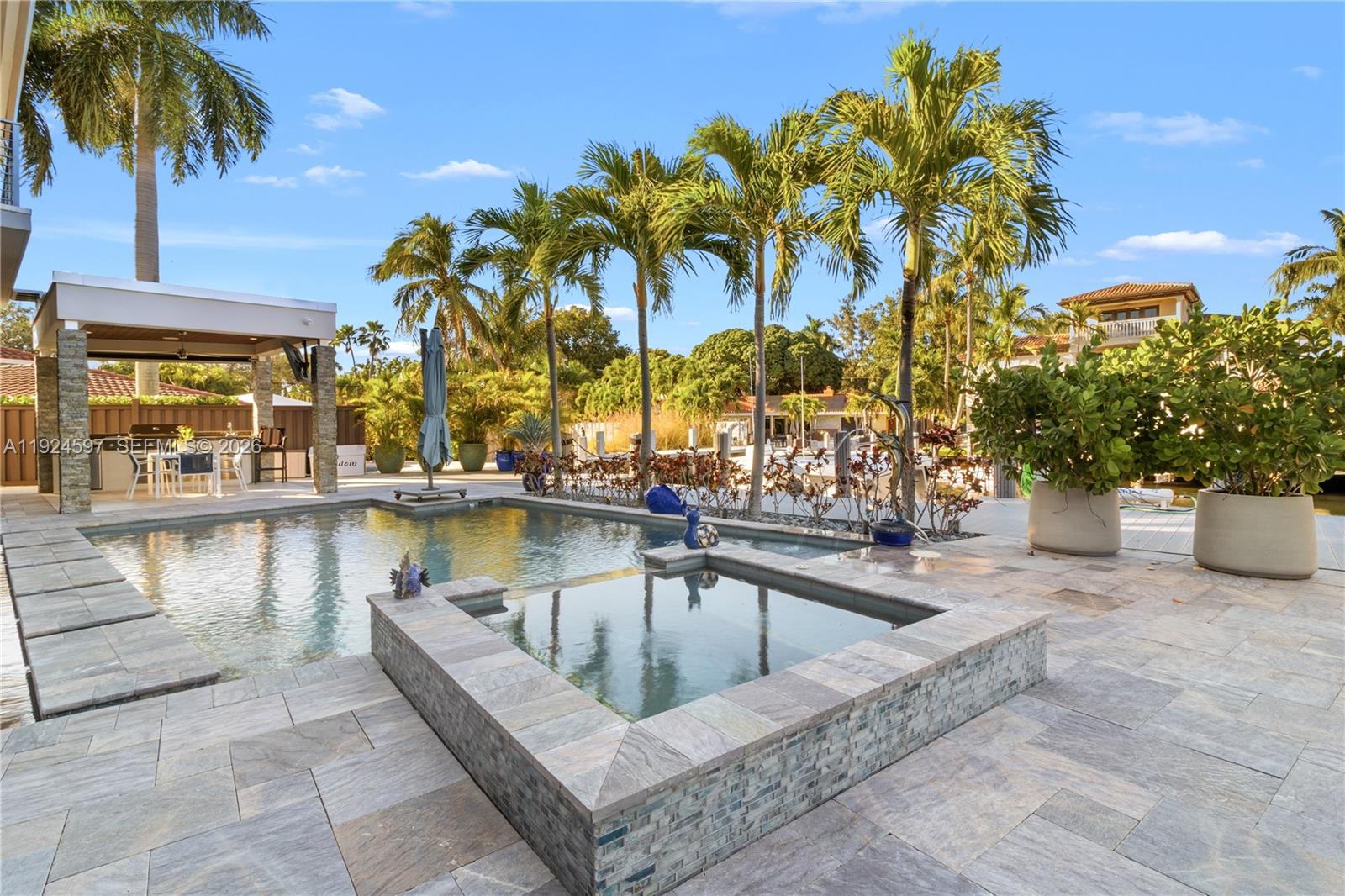Homes for sale in Fort Lauderdale, FL | 2809 Ne 24Th Pl, Fort Lauderdale, FL 33305 | MLS# A11924597