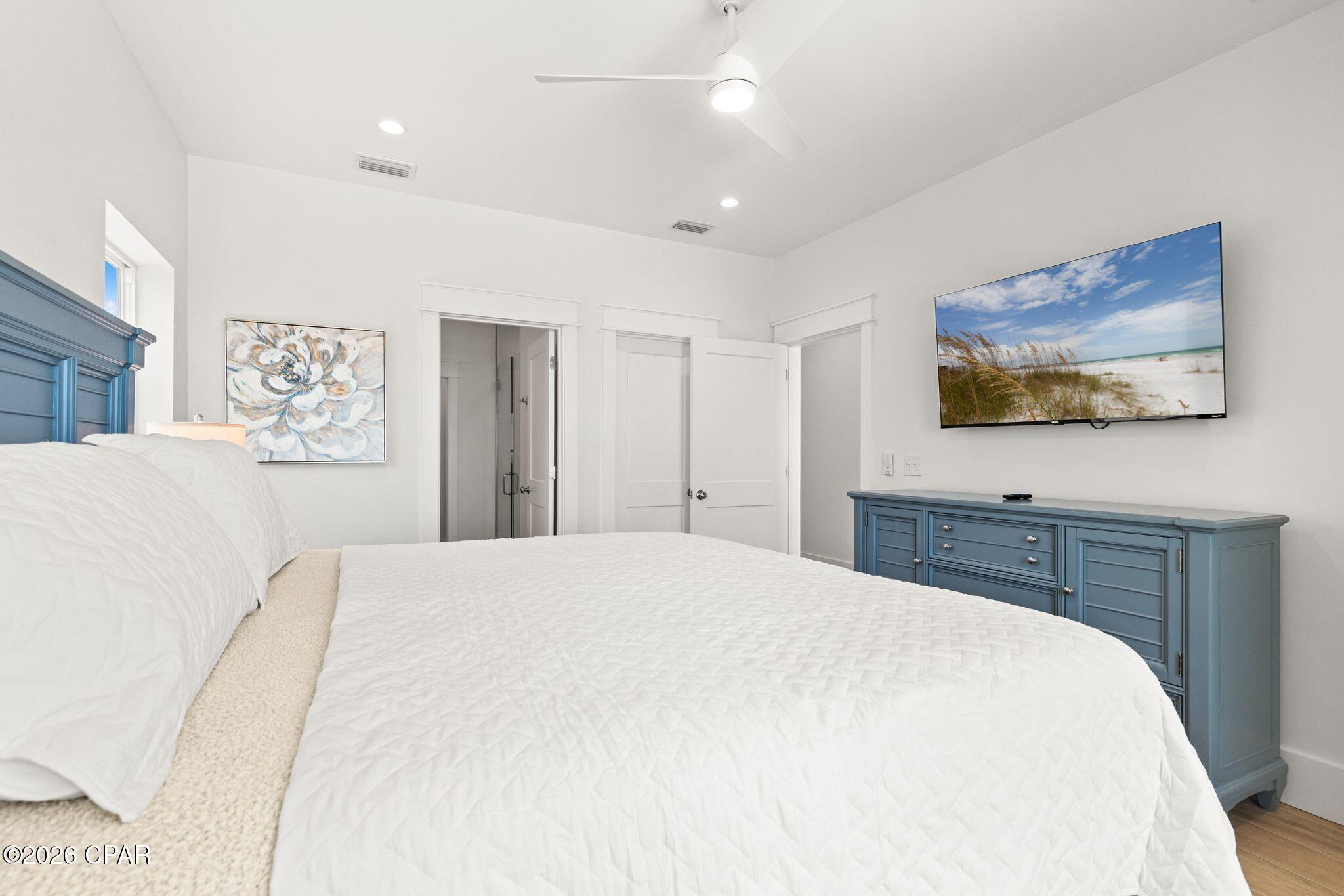 Image 13 For 200 Highway 98