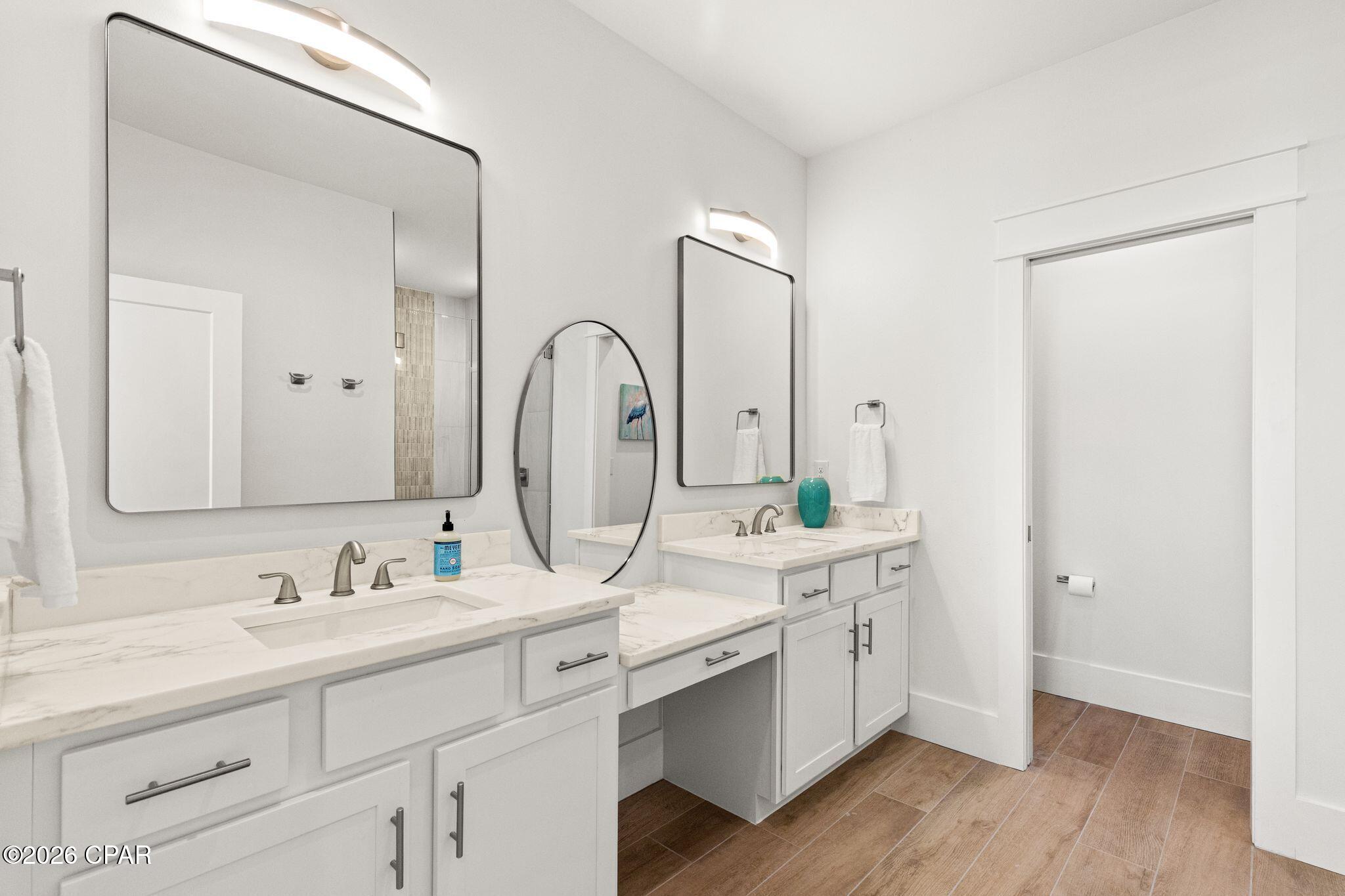 Image 14 For 200 Highway 98