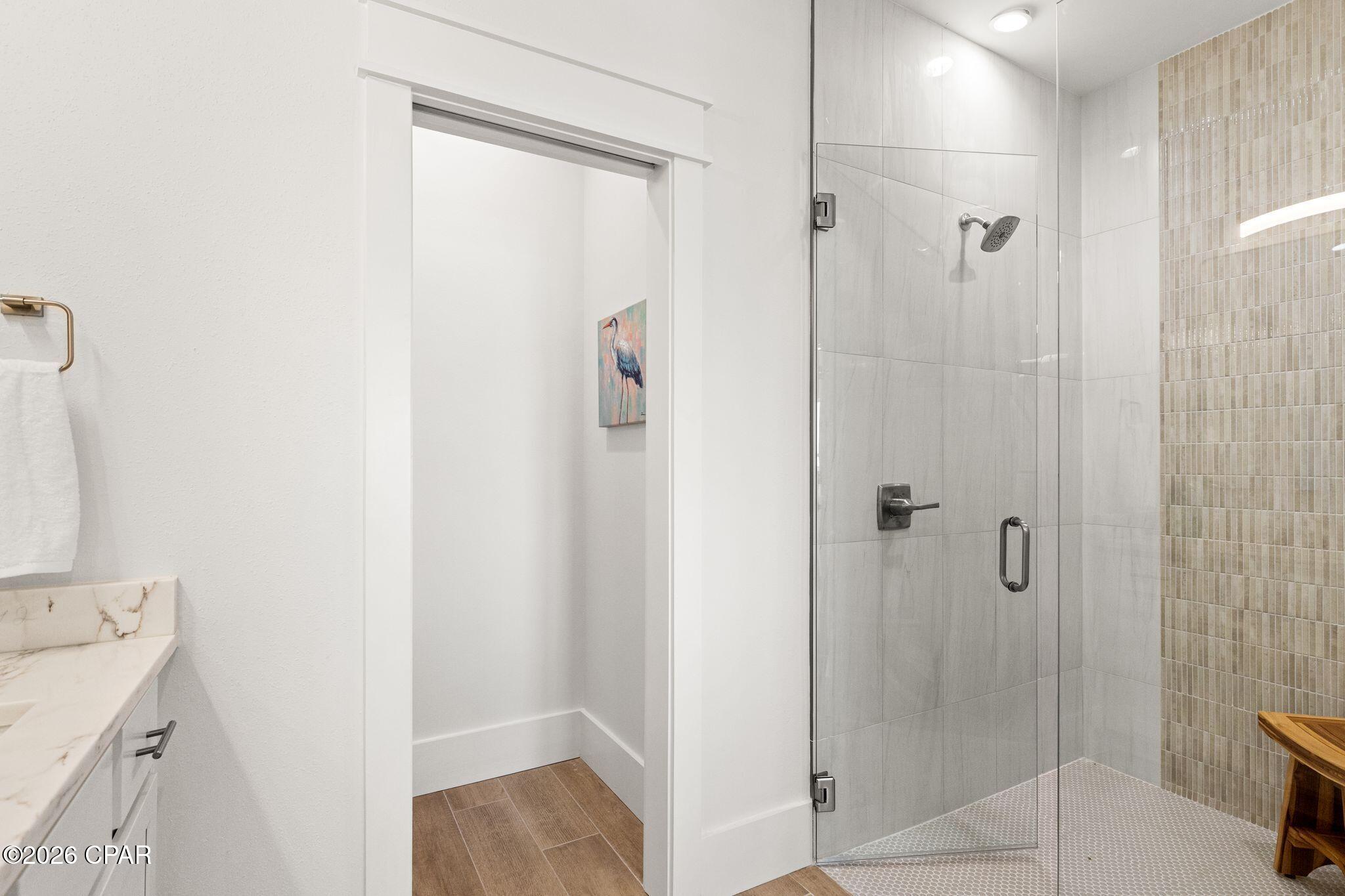 Image 15 For 200 Highway 98