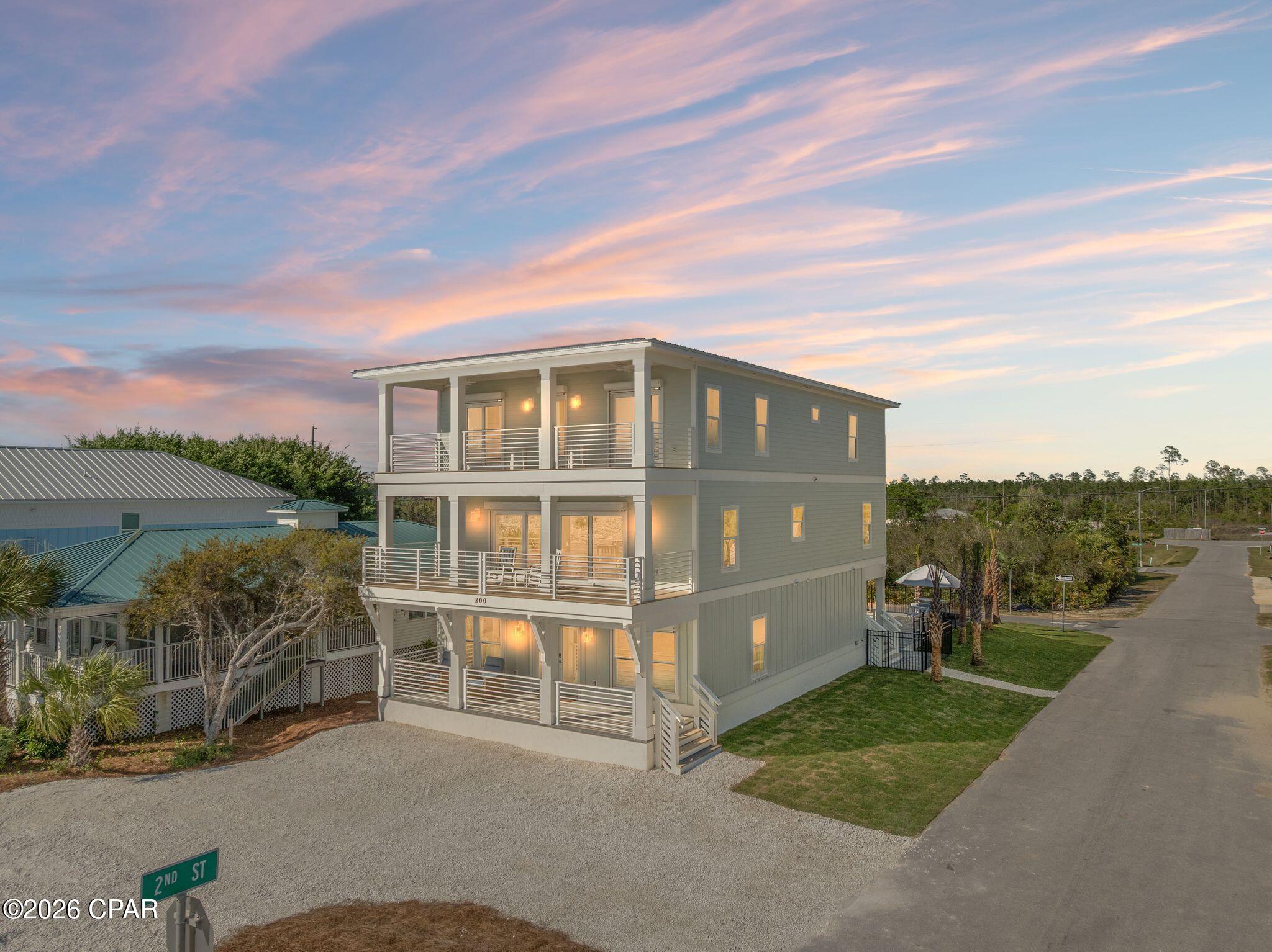 Image 3 For 200 Highway 98