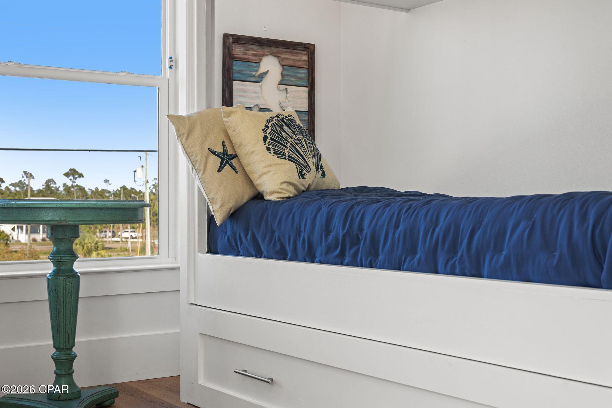 Image 32 For 200 Highway 98