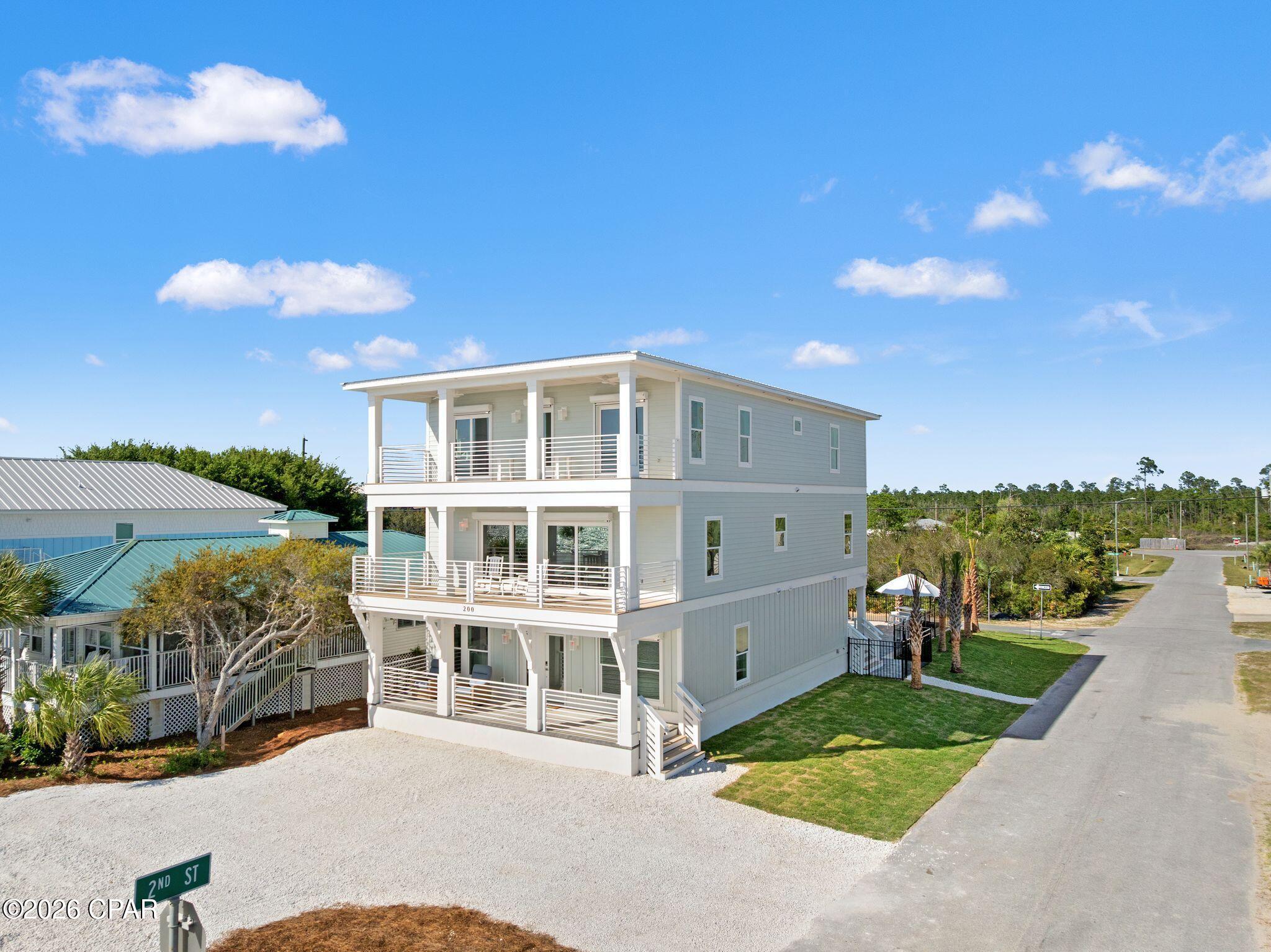 Image 4 For 200 Highway 98