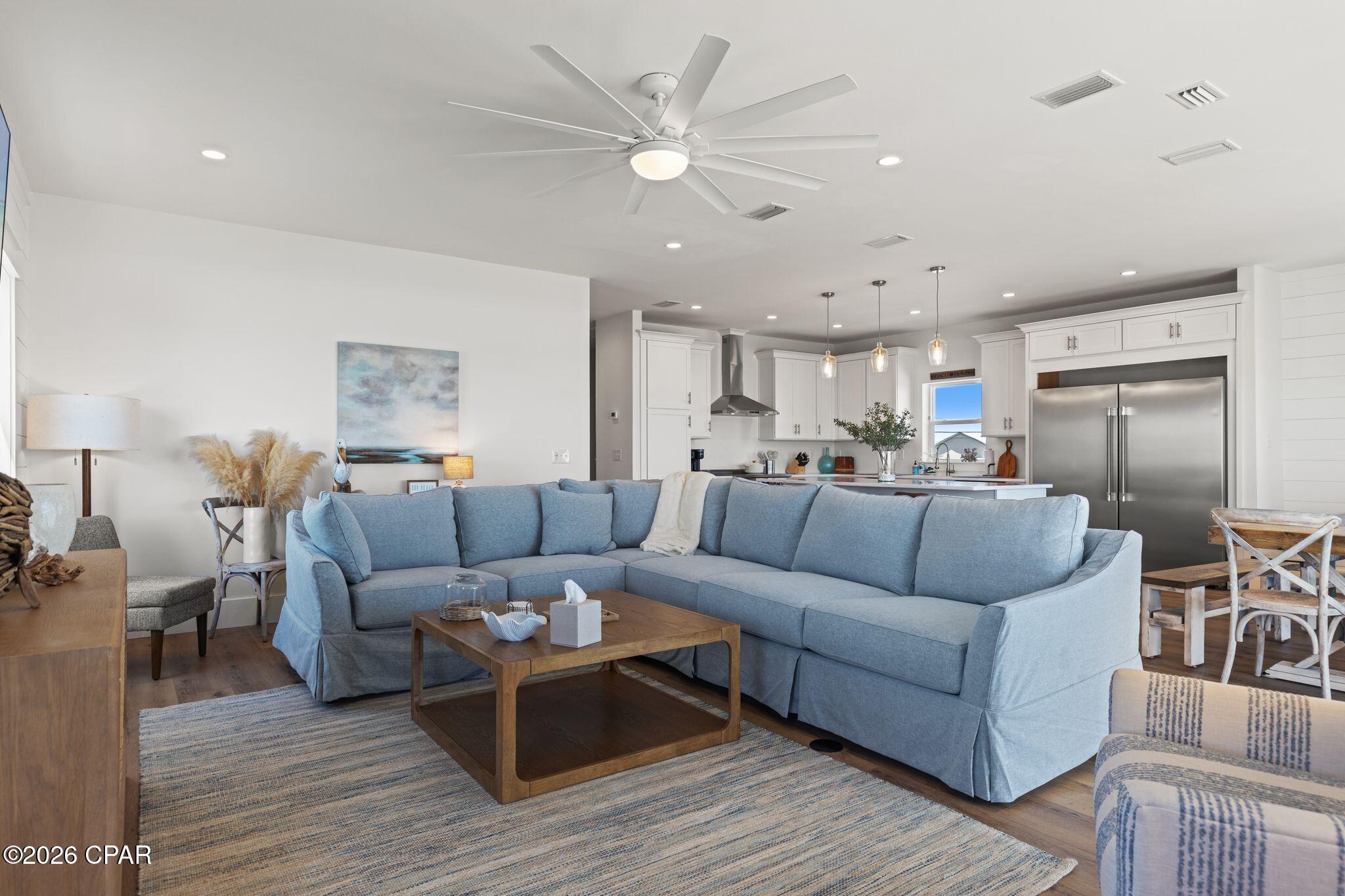 Image 44 For 200 Highway 98