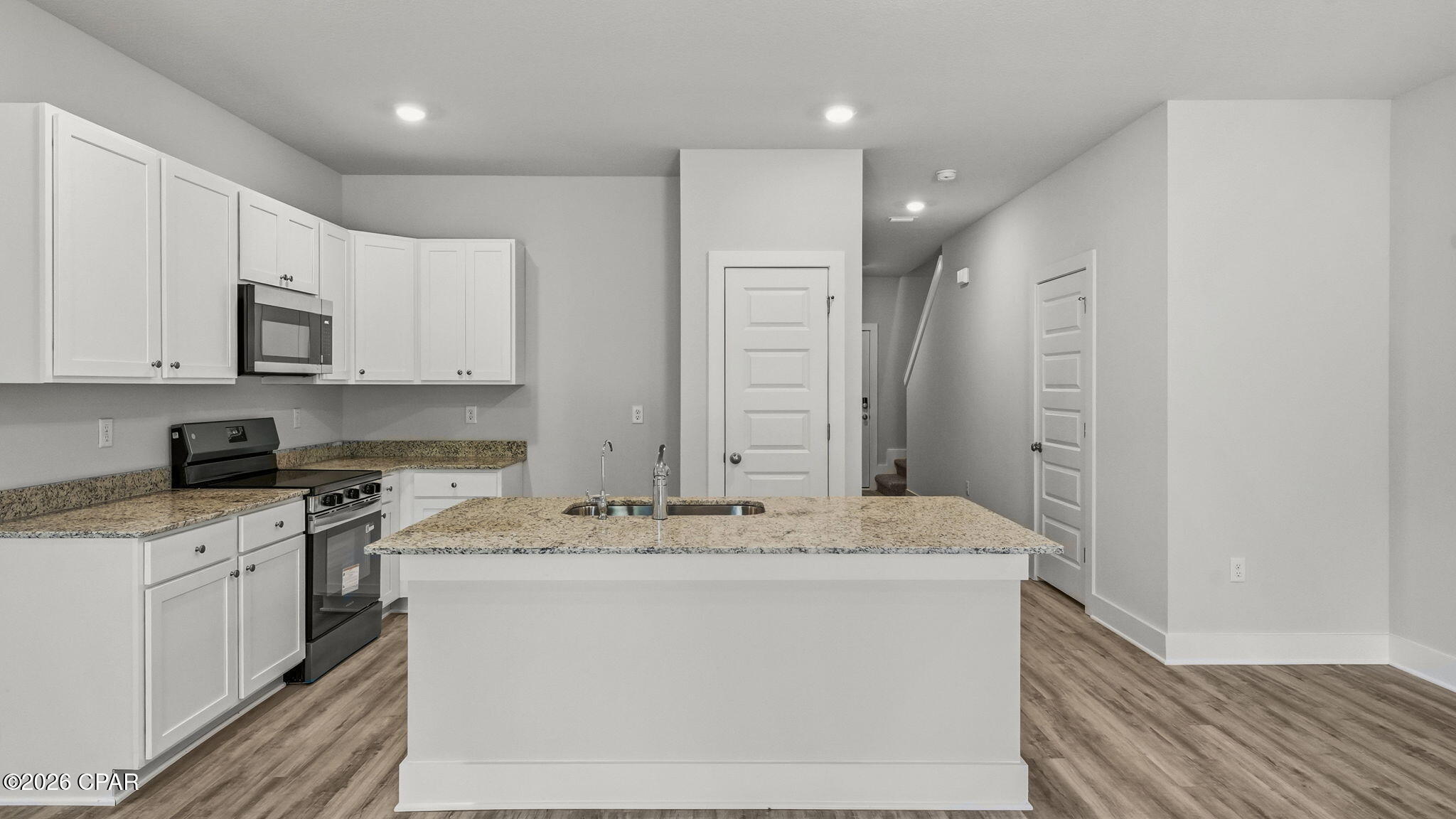 Image 12 For 320 Chateau Lane