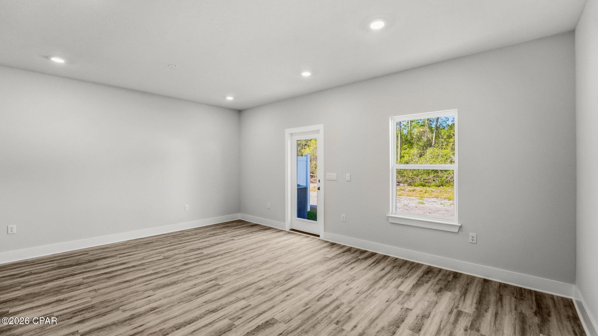 Image 8 For 320 Chateau Lane