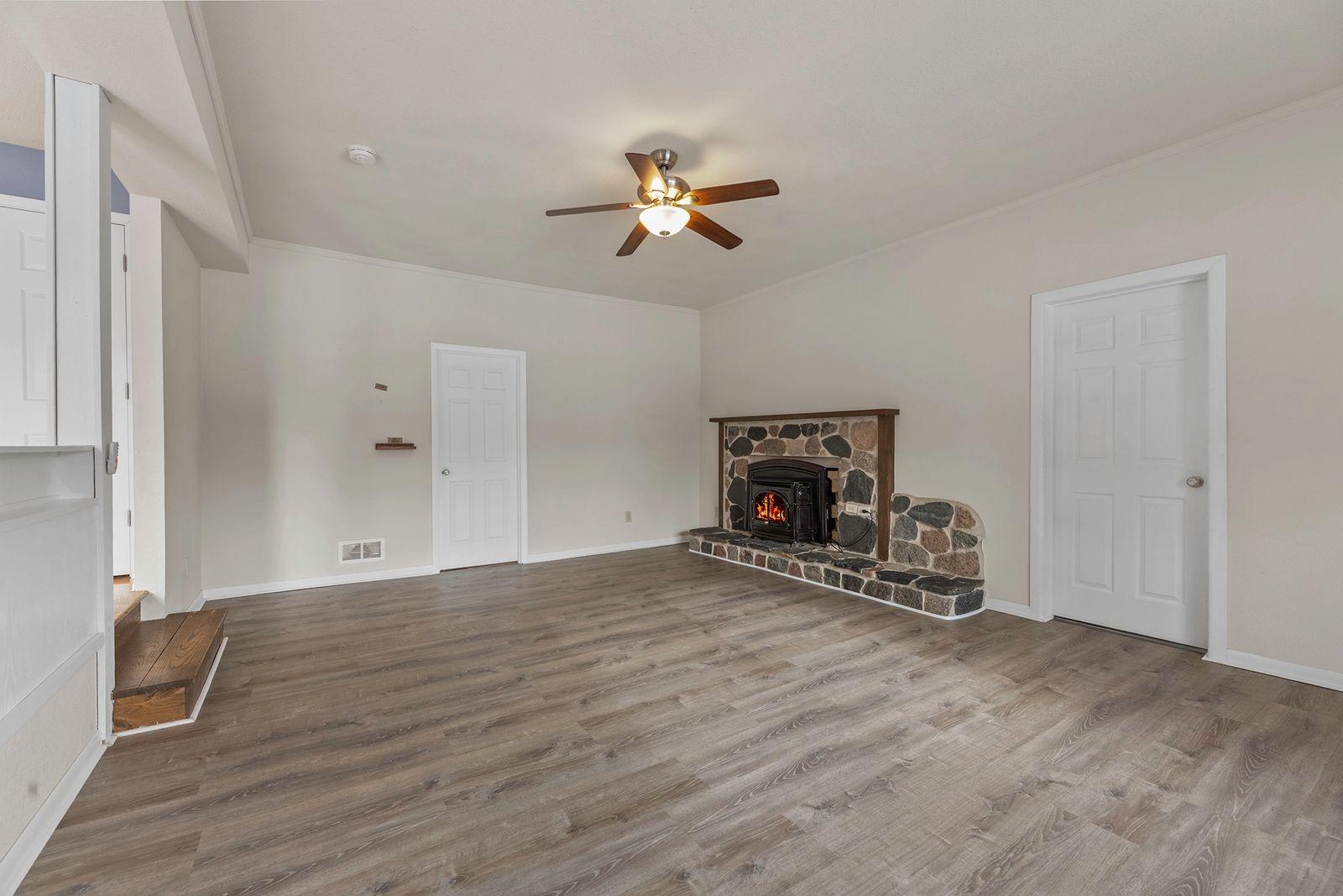 River Property Property 11305 Cth M Photo 16