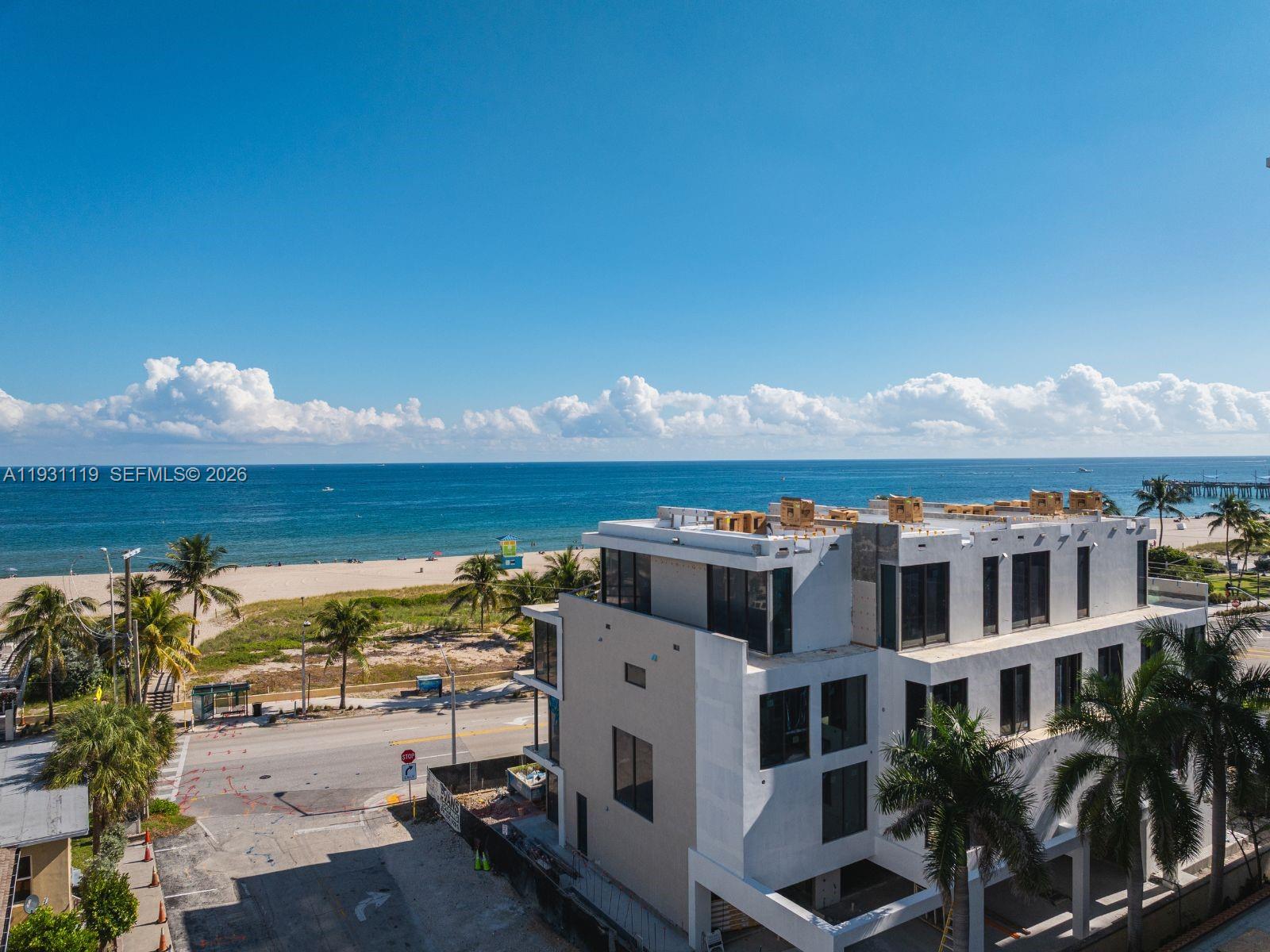 499 N Ocean Blvd #4