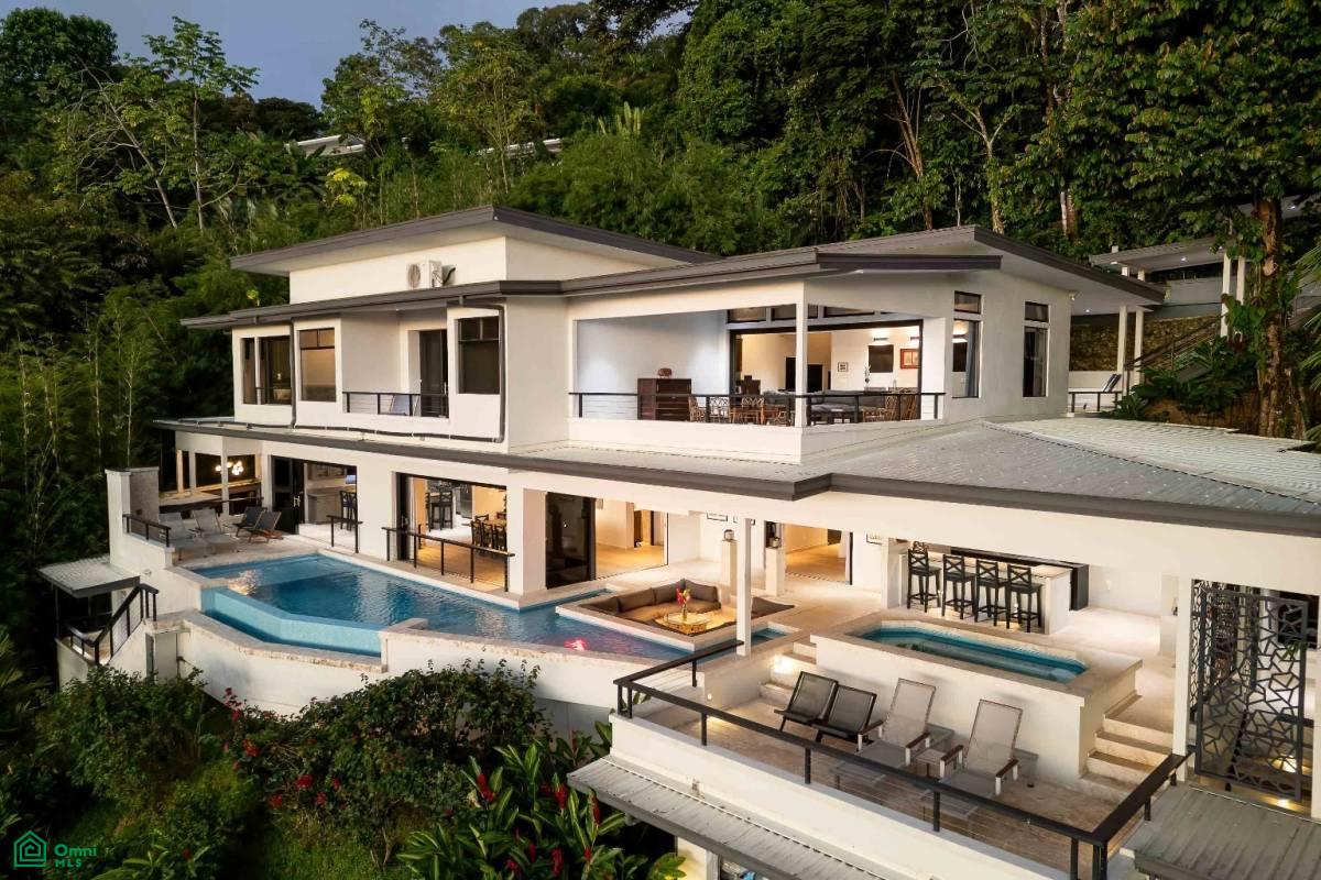 6 bed Single Family Homes For Sale in Osa, Puntarenas - 1
