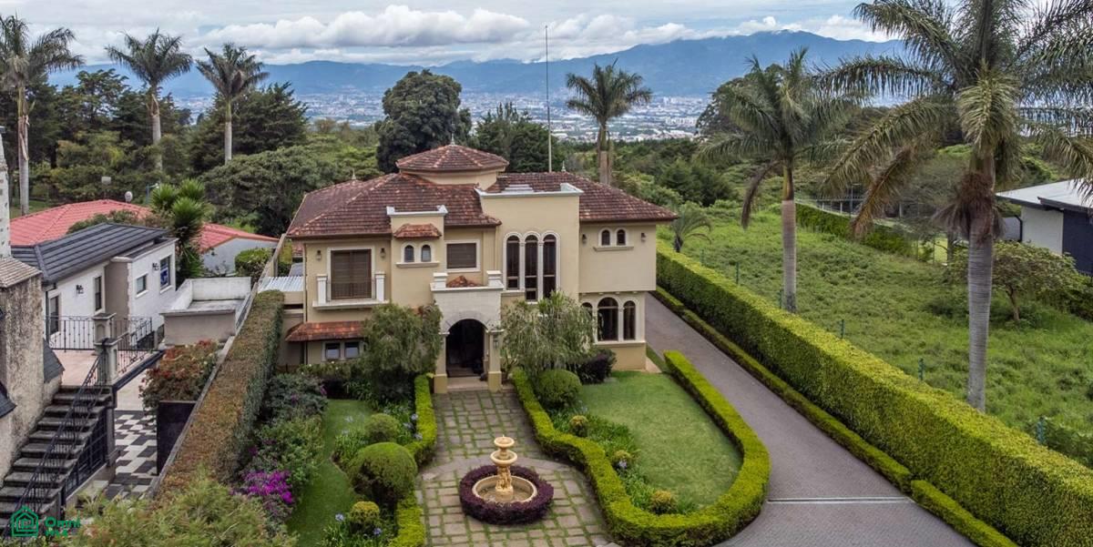 5 bed Single Family Homes For Sale in San Rafael, Heredia - 1