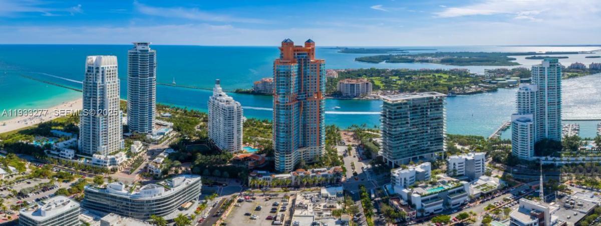 300 S Pointe Dr #3402, Miami Beach FL 33139