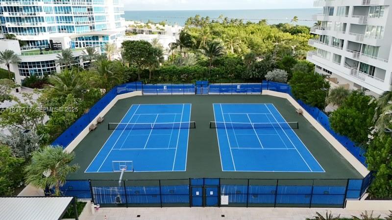 300 S Pointe Dr #3402, Miami Beach FL 33139