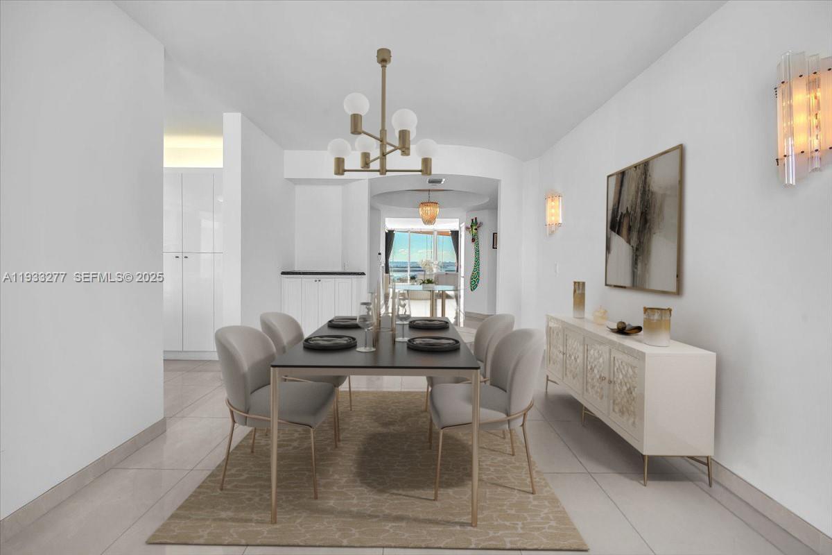 300 S Pointe Dr #3402, Miami Beach FL 33139