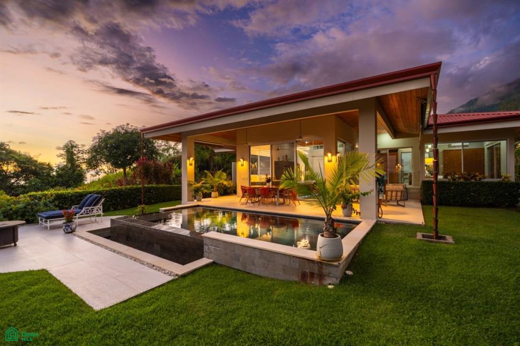 3 bed Single Family Homes For Sale in , Puntarenas - 1