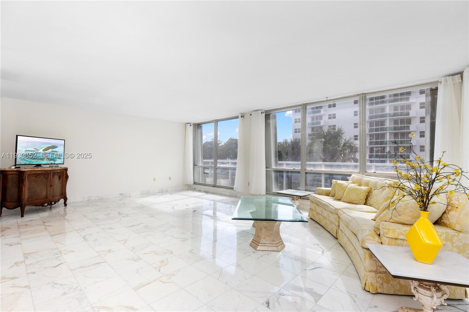 Aquarius Condo