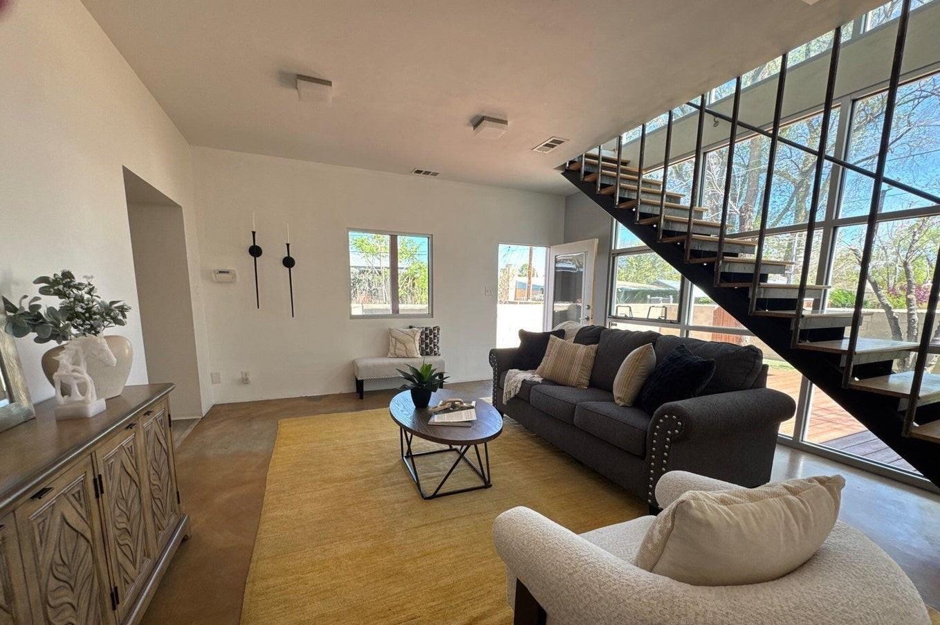 912 Hermosa Drive NE, Albuquerque