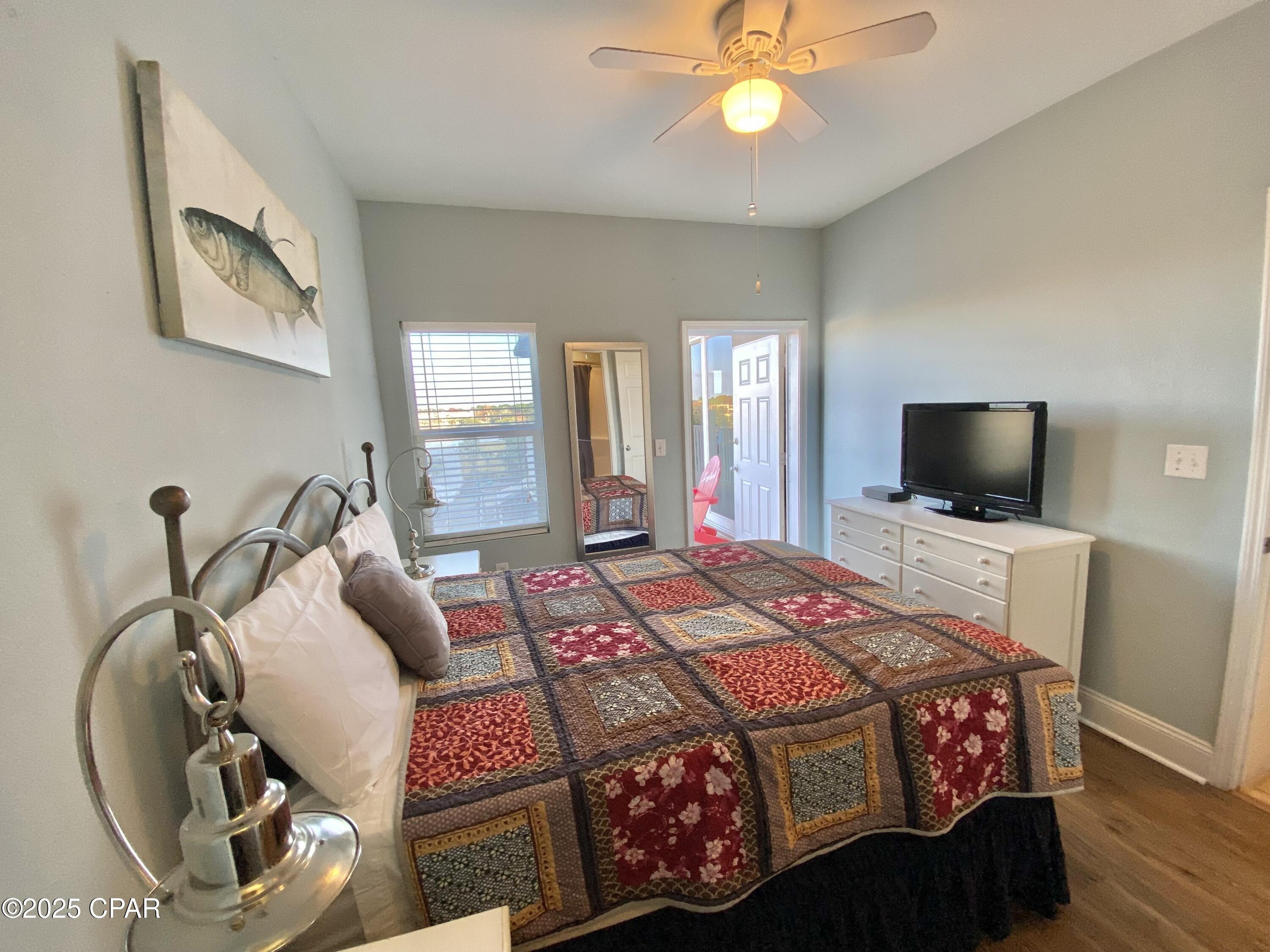 Image 11 For 9902 Thomas Drive 338