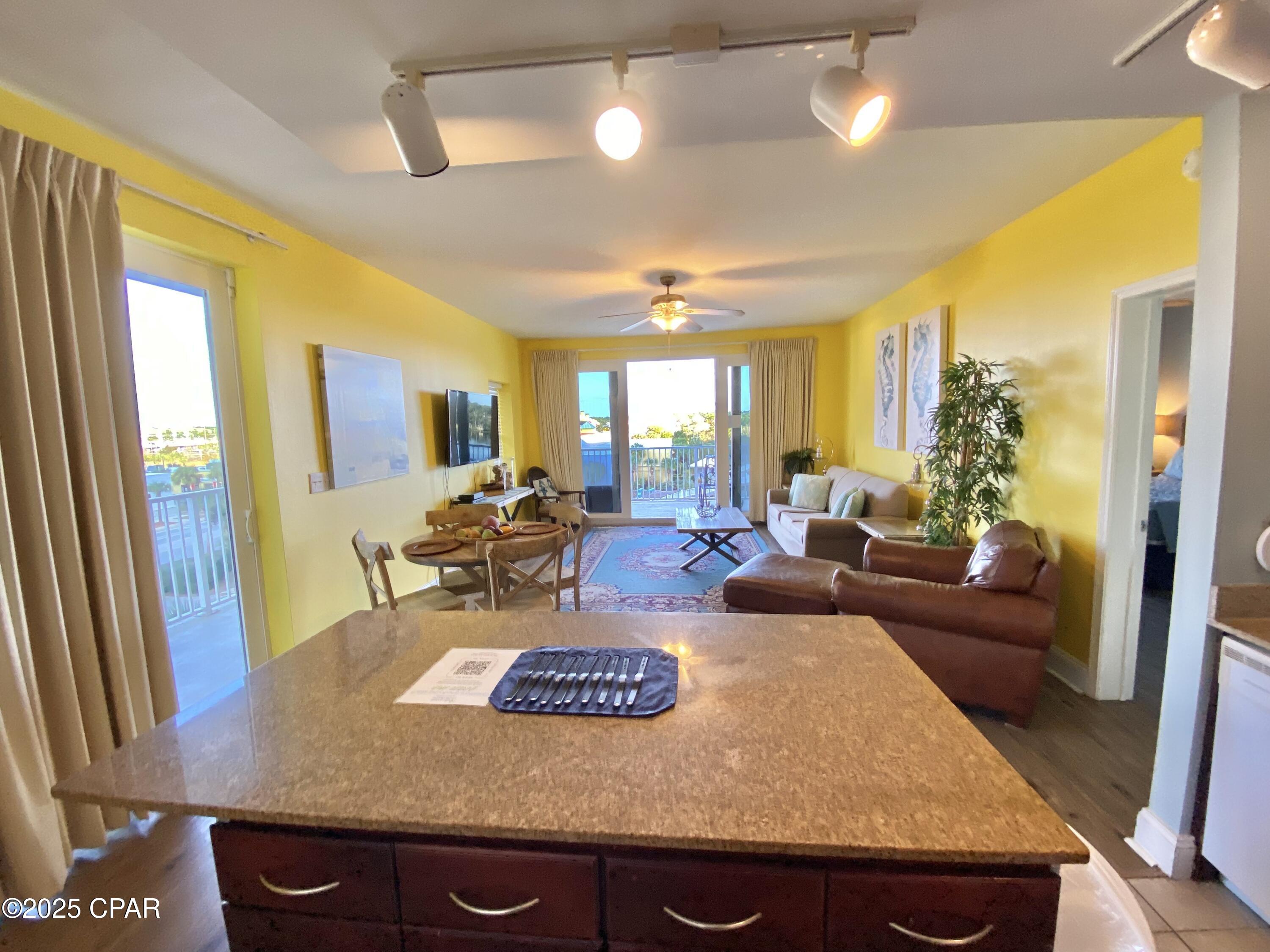 Image 34 For 9902 Thomas Drive 338