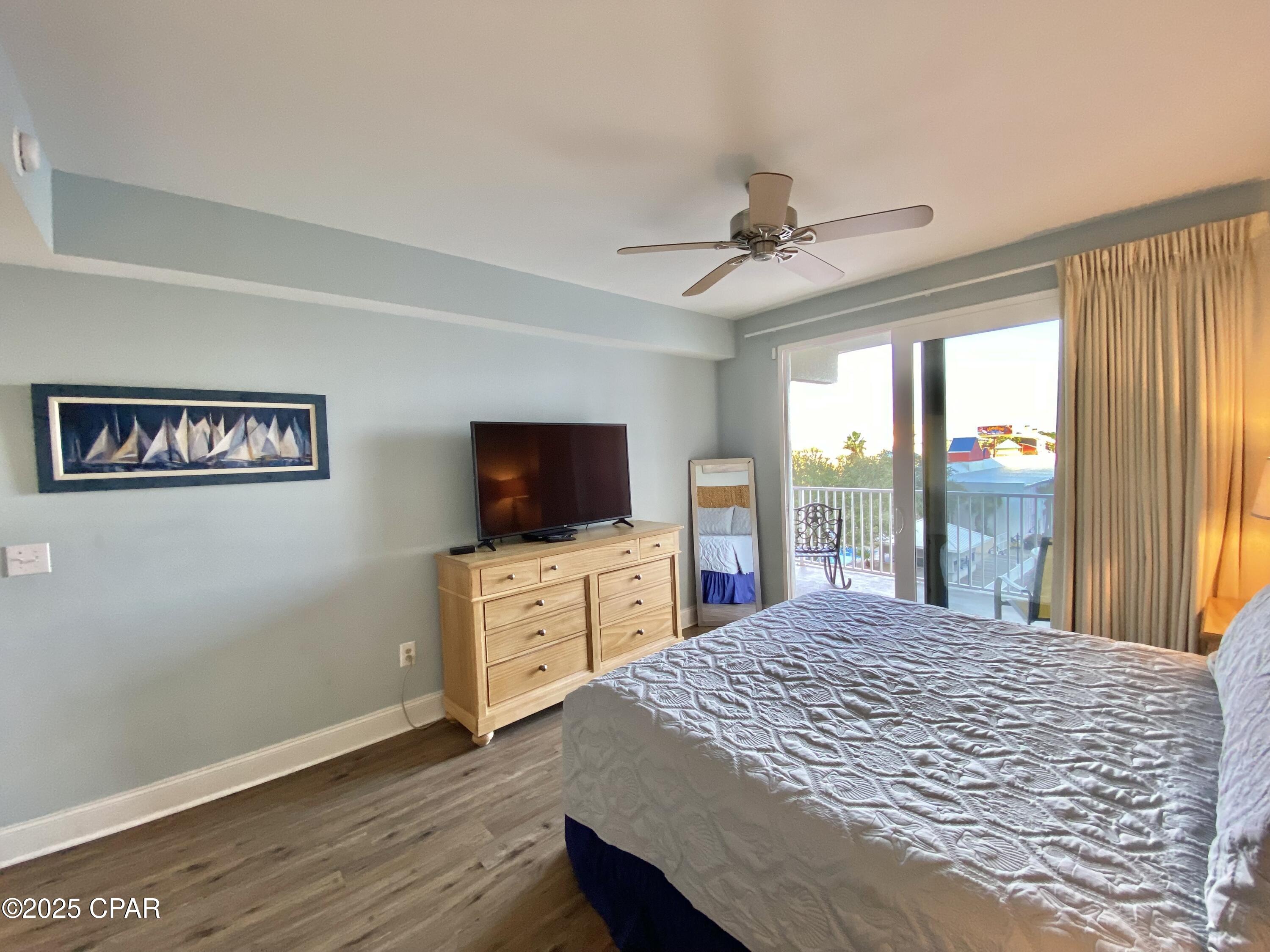 Image 38 For 9902 Thomas Drive 338