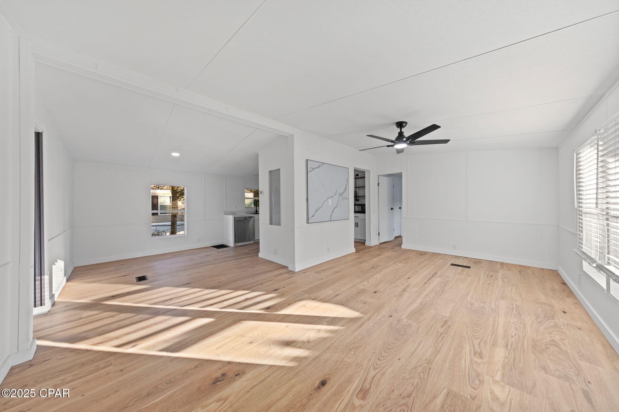 Image 3 For 3735 6th Street