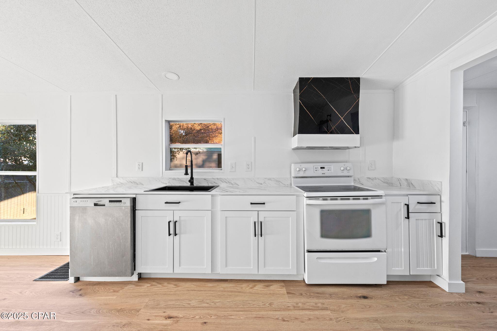 Image 9 For 3735 6th Street