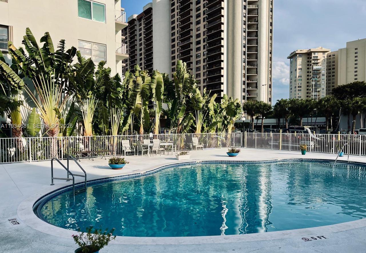 Bahia Vista Condo