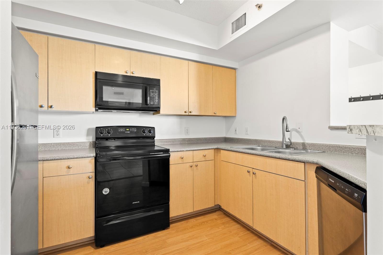 Regent Park Condo