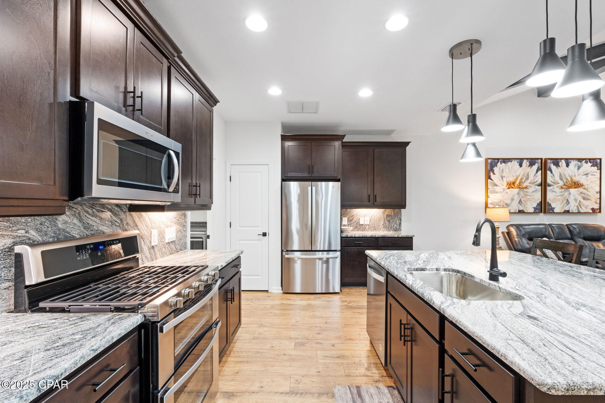 Image 9 For 8671 Shell Sink Drive