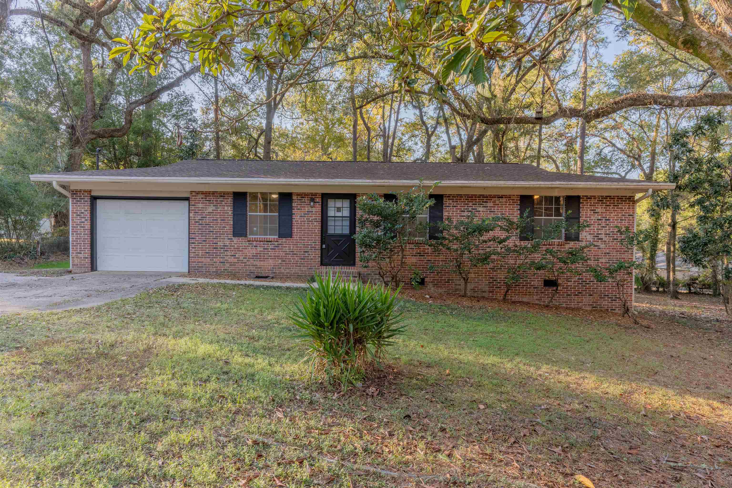 2400  HIDEAWAY Court , Tallahassee, FL, 32303