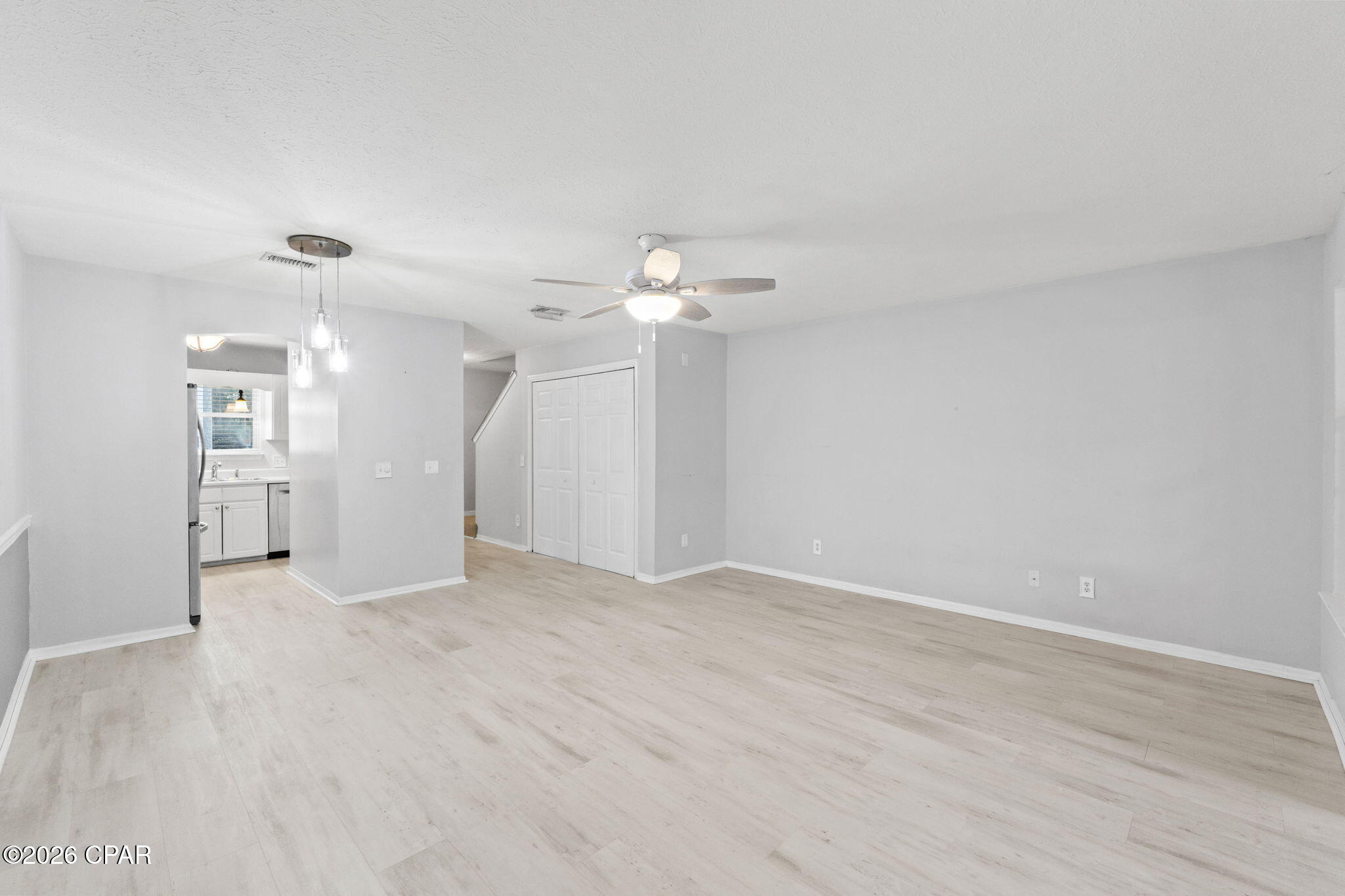 Image 12 For 6590 Harbour Boulevard