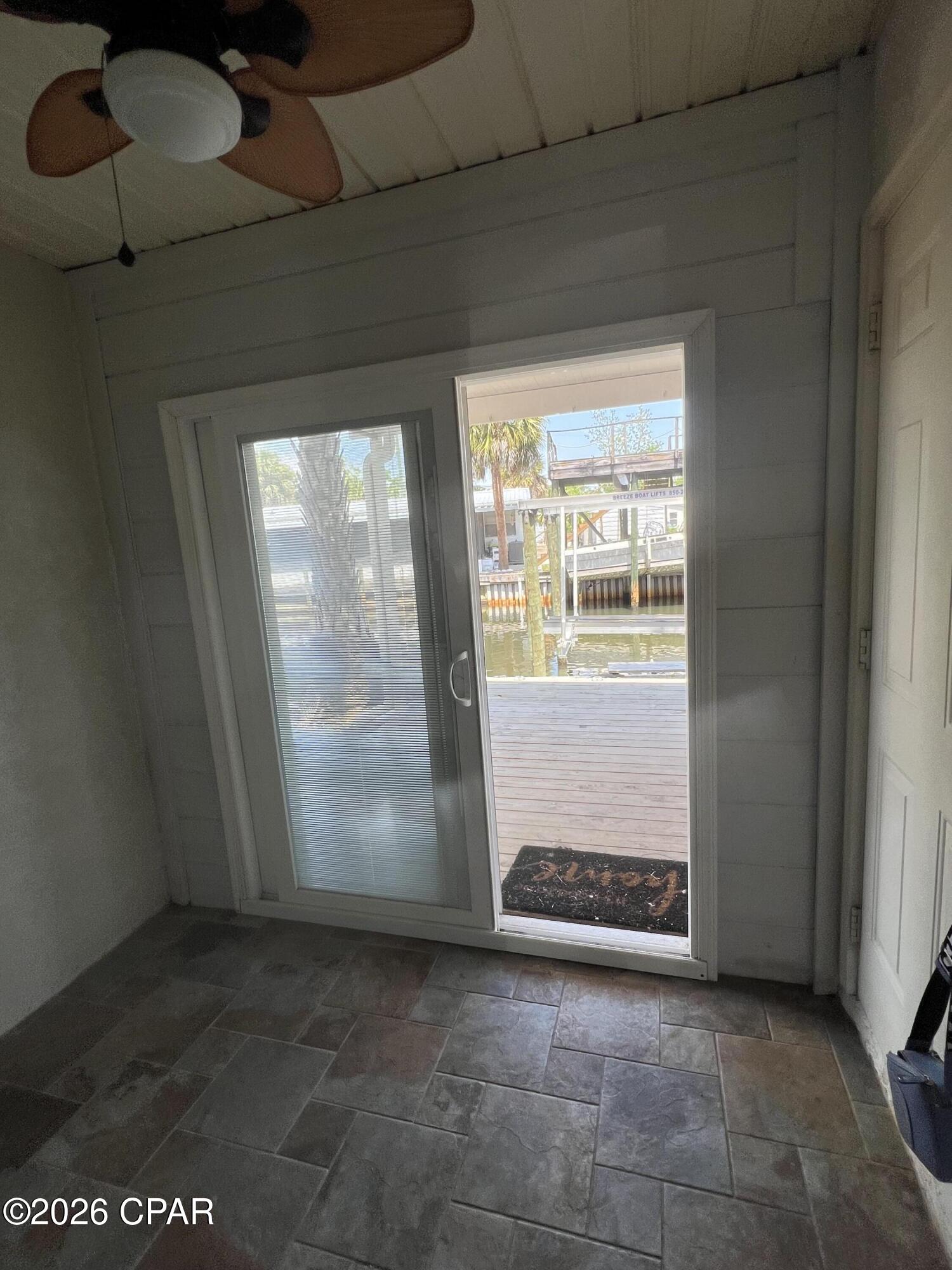 Image 32 For 6590 Harbour Boulevard